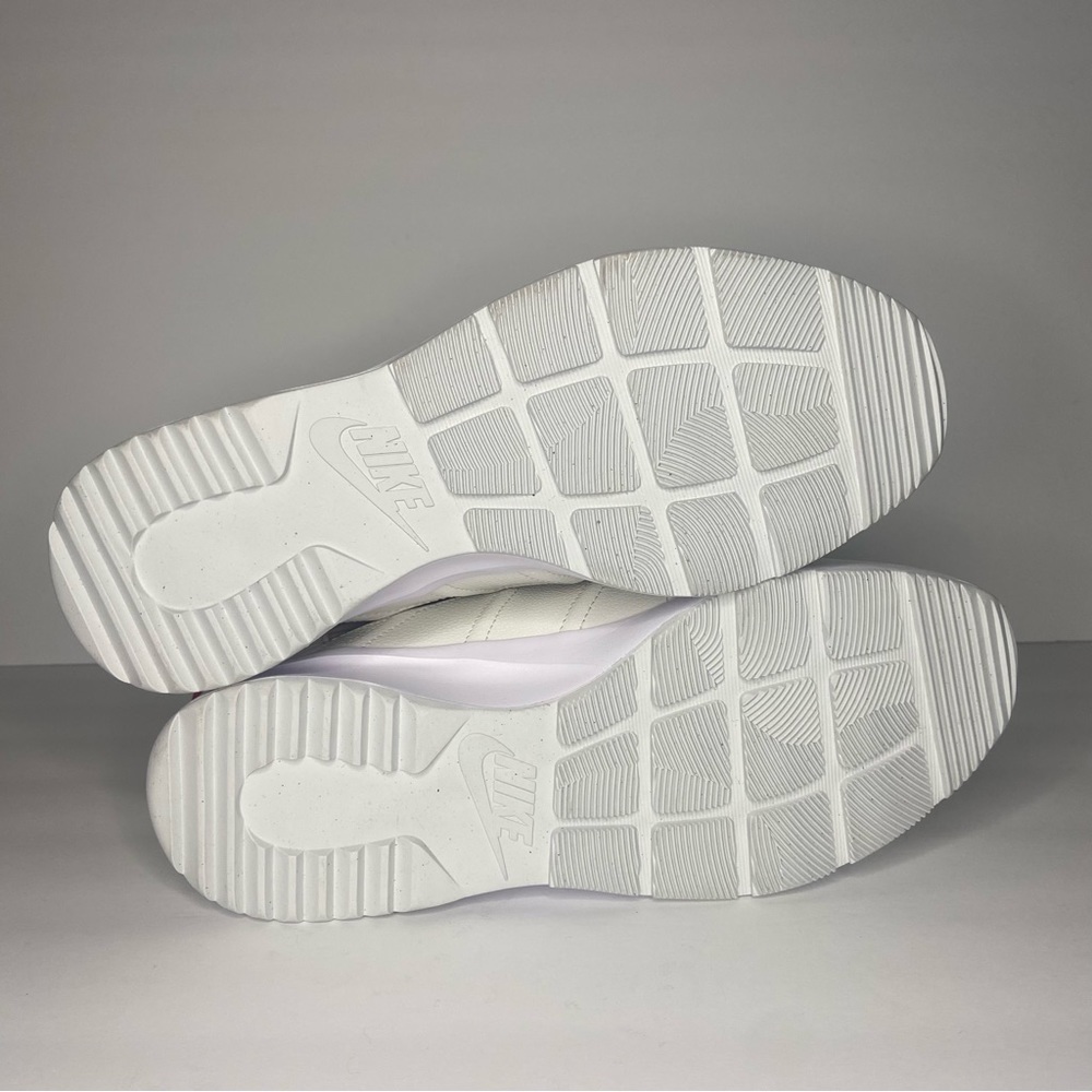 Nike Tanjun High Rise Boots - Picture 5 of 7